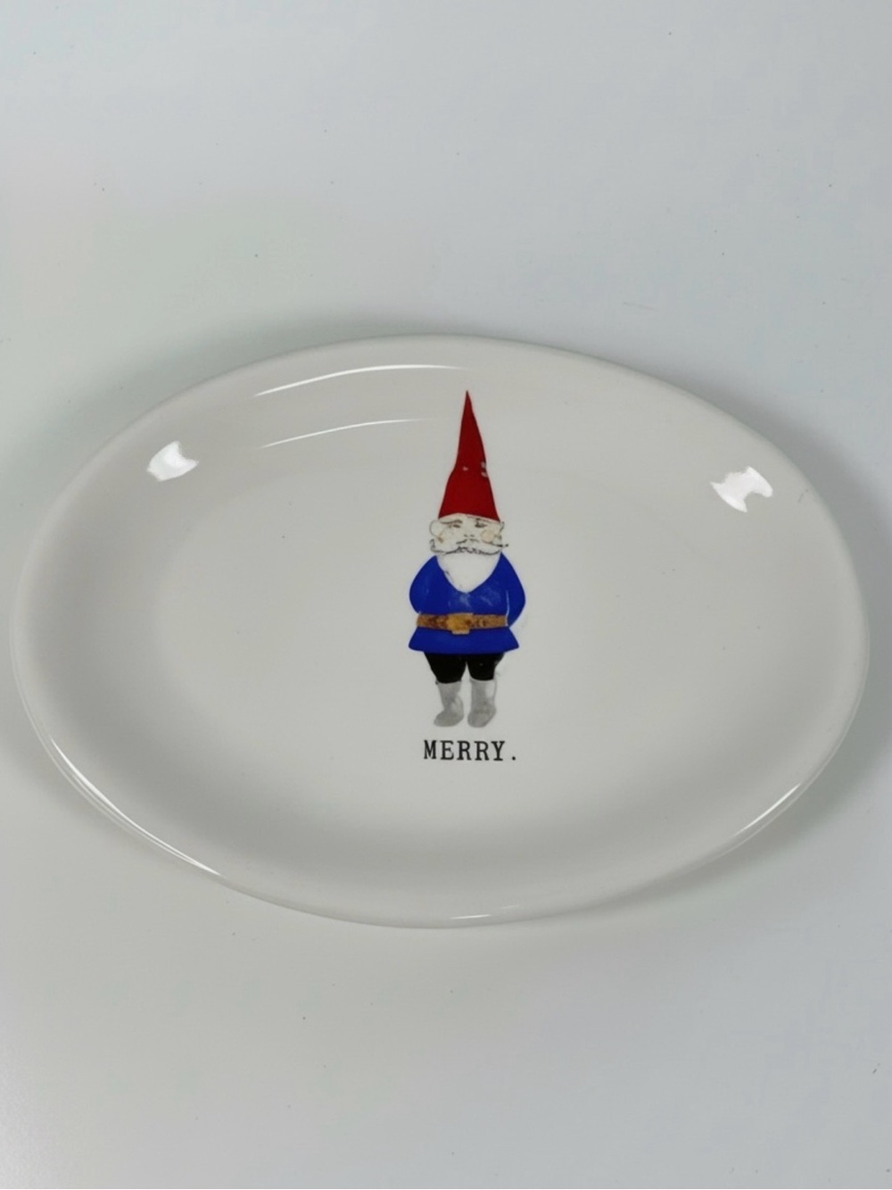 Rae Dunn MERRY Christmas Gnome Oval Plate Magenta⁠